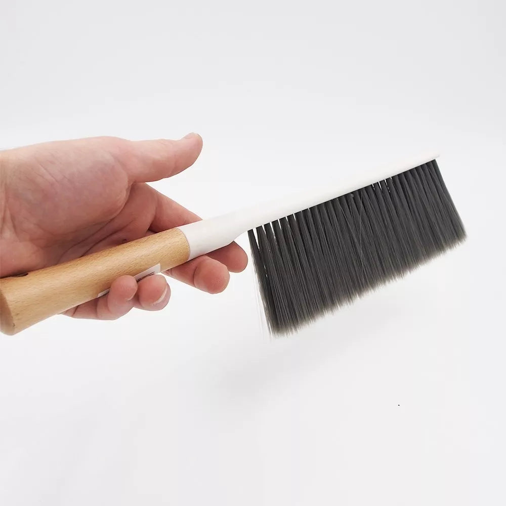 Fierăstrău pentru pâine cu mâner din lemn