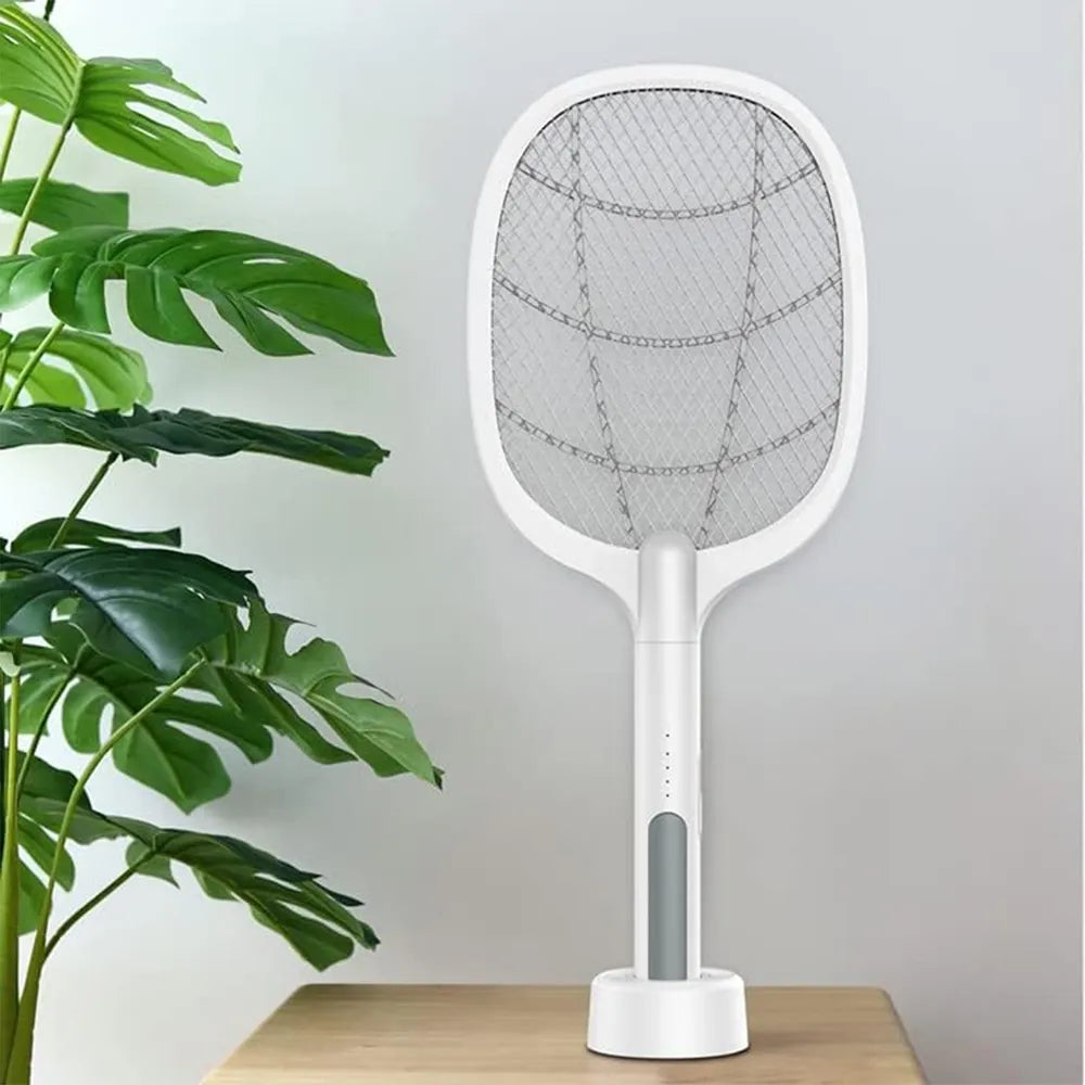 Rachetă electrică pentru eliminarea insectelor cu încărcare