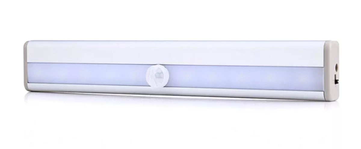 Lampă LED cu senzor de mișcare