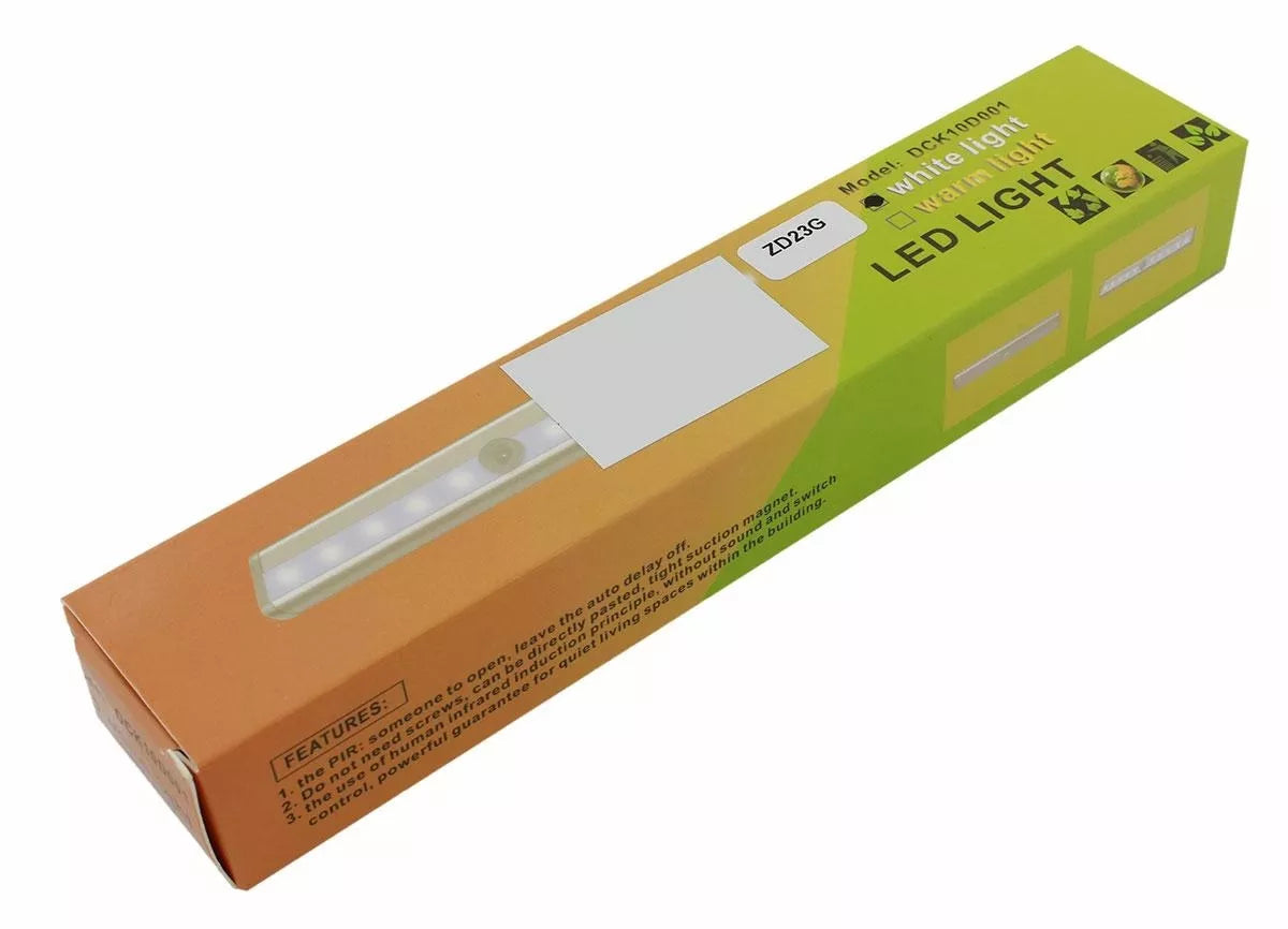 Lampă LED cu senzor de mișcare