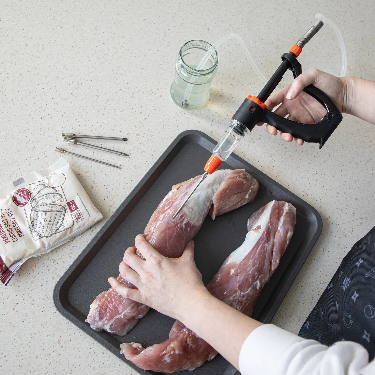 Injector de carne cu set de ace și carcasă