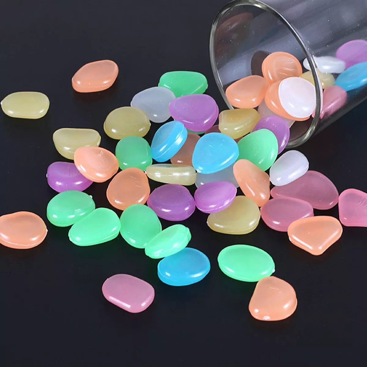Pietricele MIX care luminează noaptea
