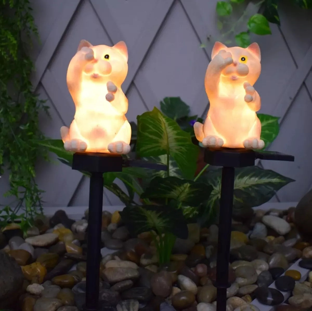 Lampă LED solară „Pisica”
