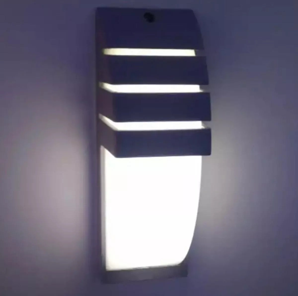 Lampă de grădină
