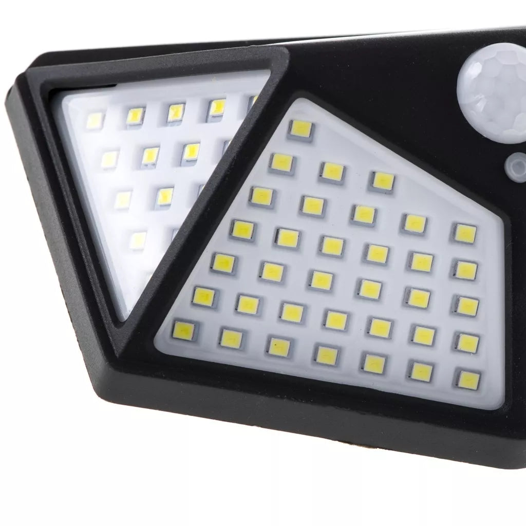 Lampă cu panou solar