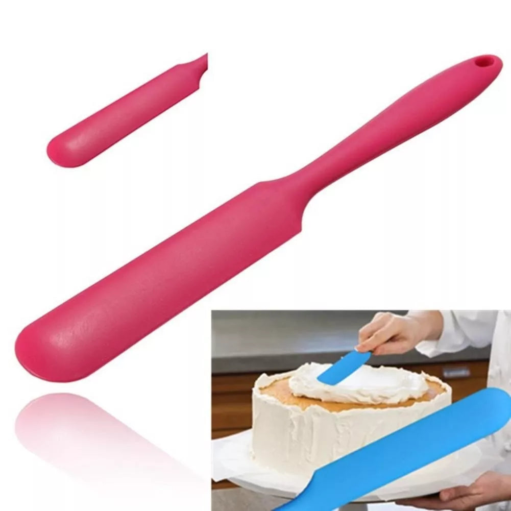 Spatulă pentru decorarea torturilor